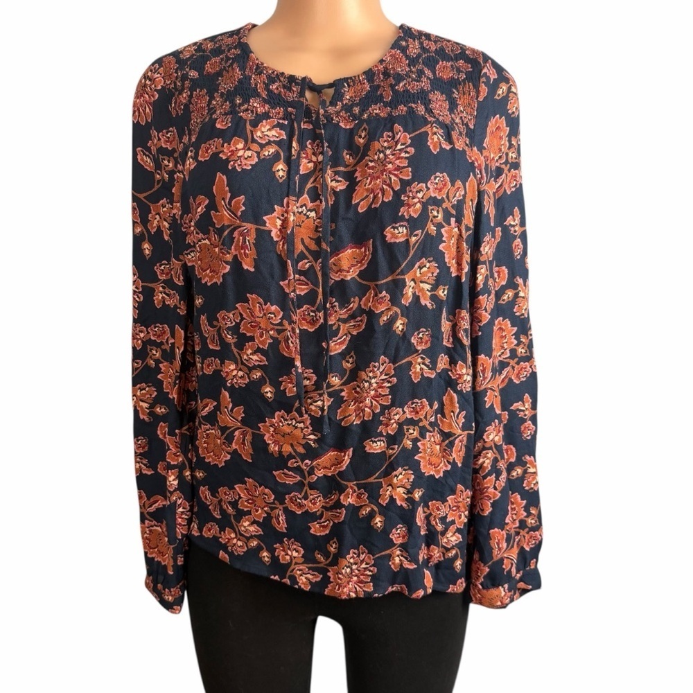 3/$30 ☀️ Lucky Brand Navy and Orange Floral Blouse